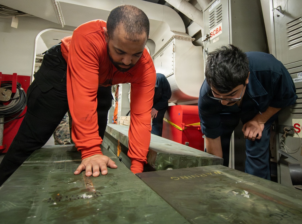 USS New Orleans (LPD 18) and Marine Medium Tiltrotor Squadron (VMM) 265 (Rein.) Conduct Routine Operations