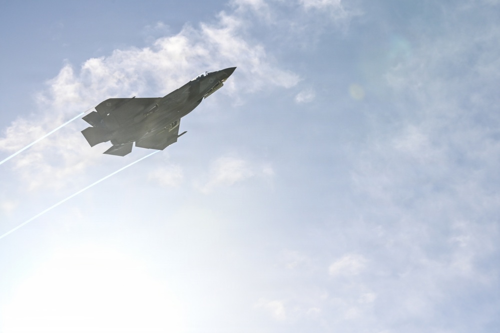 U.S. Servicemembers Prepare For SBLX Flyover