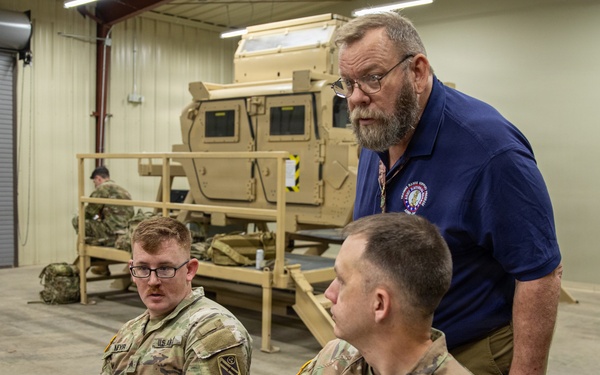 The 1-181st Field Artillery Regiment learns about the Engagement Skills Trainer