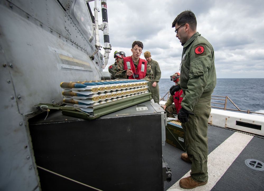 USS New Orleans (LPD 18) and Marine Medium Tiltrotor Squadron (VMM) 265 (Rein.) Conduct Routine Operations