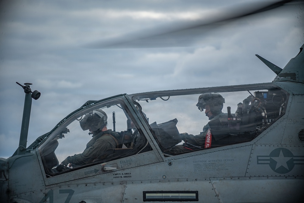 USS New Orleans (LPD 18) and Marine Medium Tiltrotor Squadron (VMM) 265 (Rein.) Conduct Flight Operations