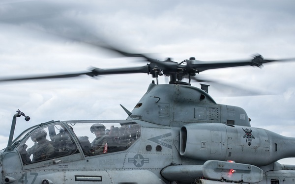 USS New Orleans (LPD 18) and Marine Medium Tiltrotor Squadron (VMM) 265 (Rein.) Conduct Flight Operations