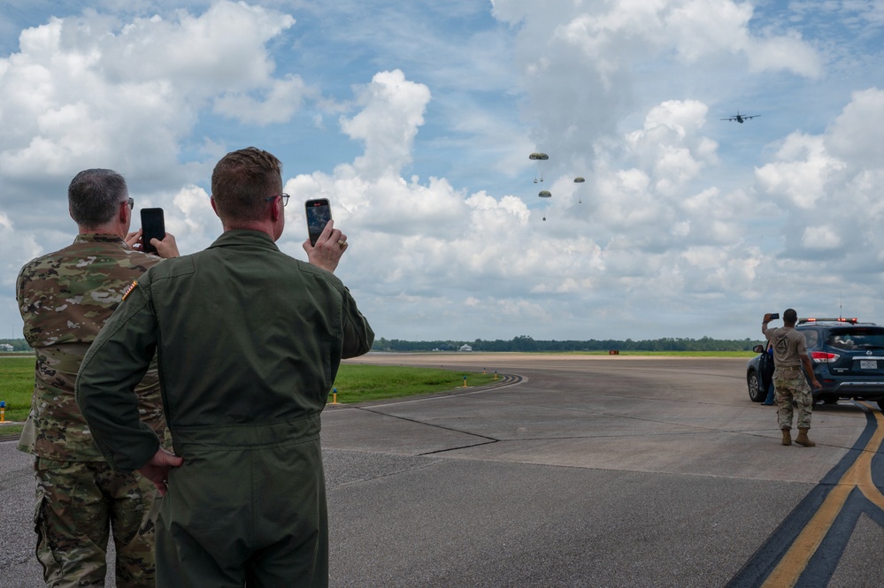 Maj. Gen. Frank Bradfield III visits the 403rd Wing