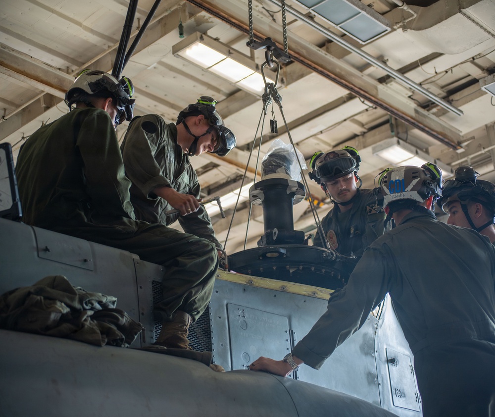 31st Marine Expeditionary Unit Performs Aircraft Maintenance aboard USS New Orleans (LPD 18)