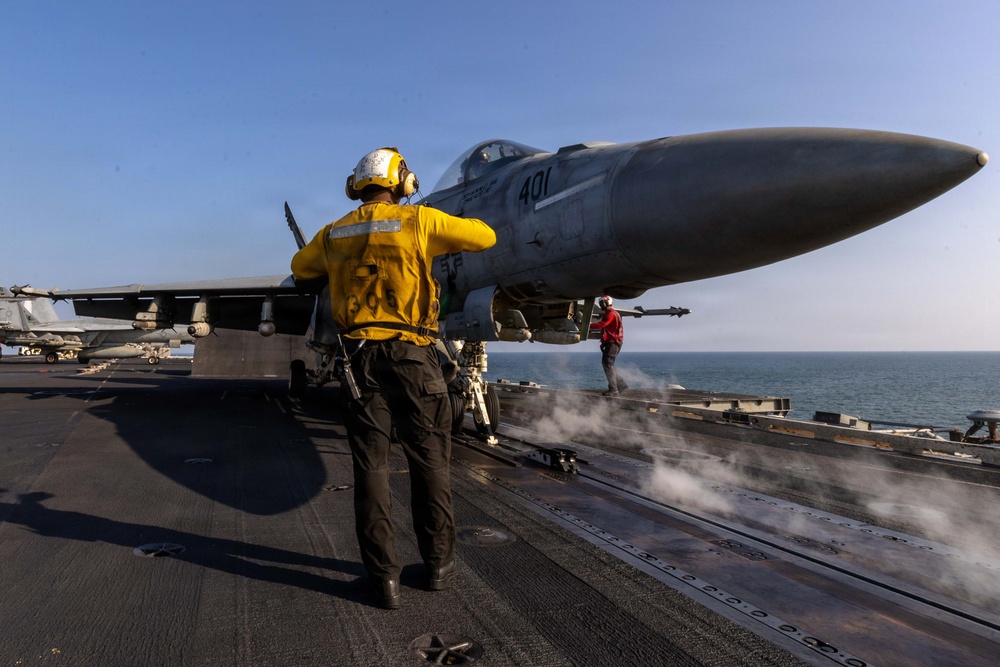 USS Abraham Lincoln Conducts Flight Operations in Support of Operation Epic Fury