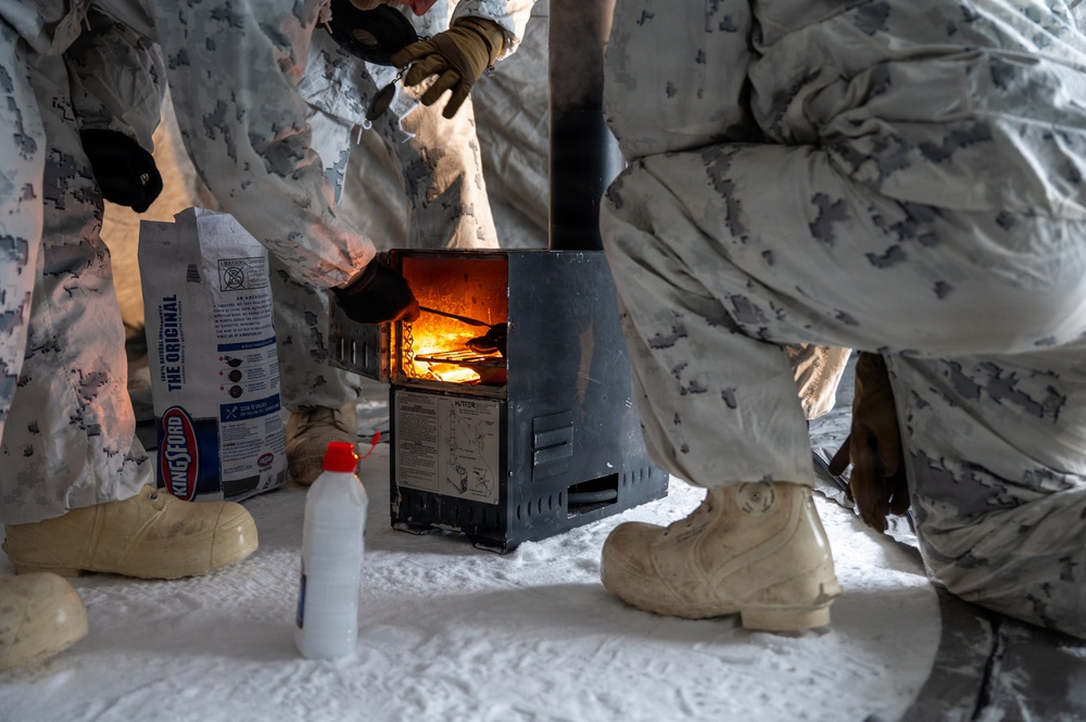 ARCTIC EDGE 2026: US Marines conduct dry-fire Stinger missile training