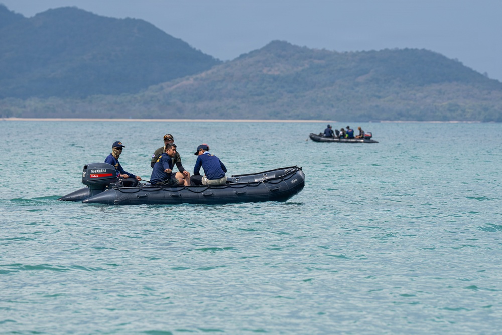 CTG 73.6, UCT TWO, RTN Dive Unit One, ROKN UCT Conduct Cobra Gold 26, Feb. 25, 2026