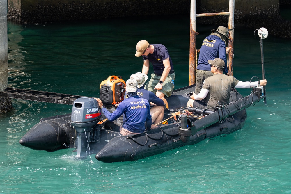 CTG 73.6, UCT TWO, RTN Dive Unit One, ROKN UCT Conduct Cobra Gold 26, Feb. 26, 2026