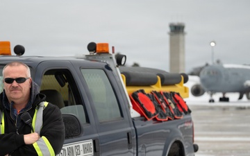 Snow Removal Teams Keep Pease Mission Ready