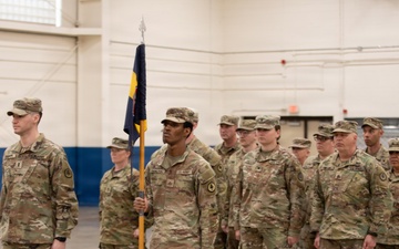 HHD 301st Troop Command promotes commander