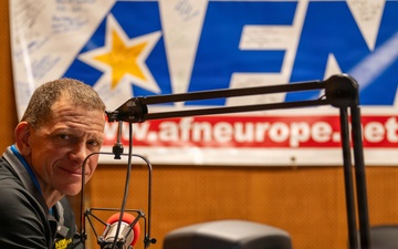 Michael Grinston, CEO of AER, launches donation campaign in USAG Bavaria