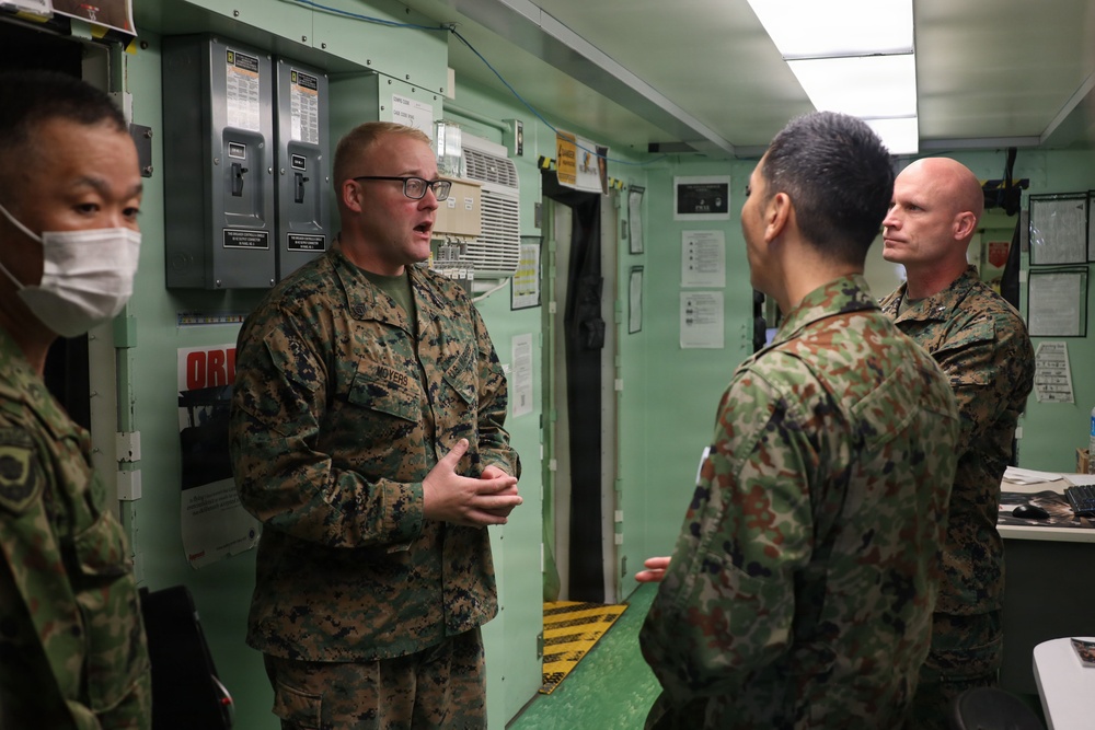 JGSDF Col. Aoyama visits MAG-36 Marines