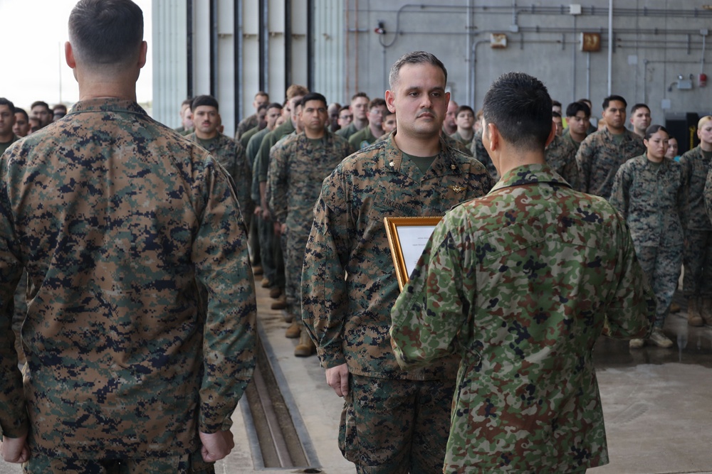 JGSDF Col. Aoyama visits MAG-36 Marines