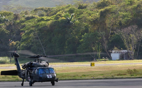 Joint Task Force-Bravo delivers helicopters to support the Jungle Operations Training Course