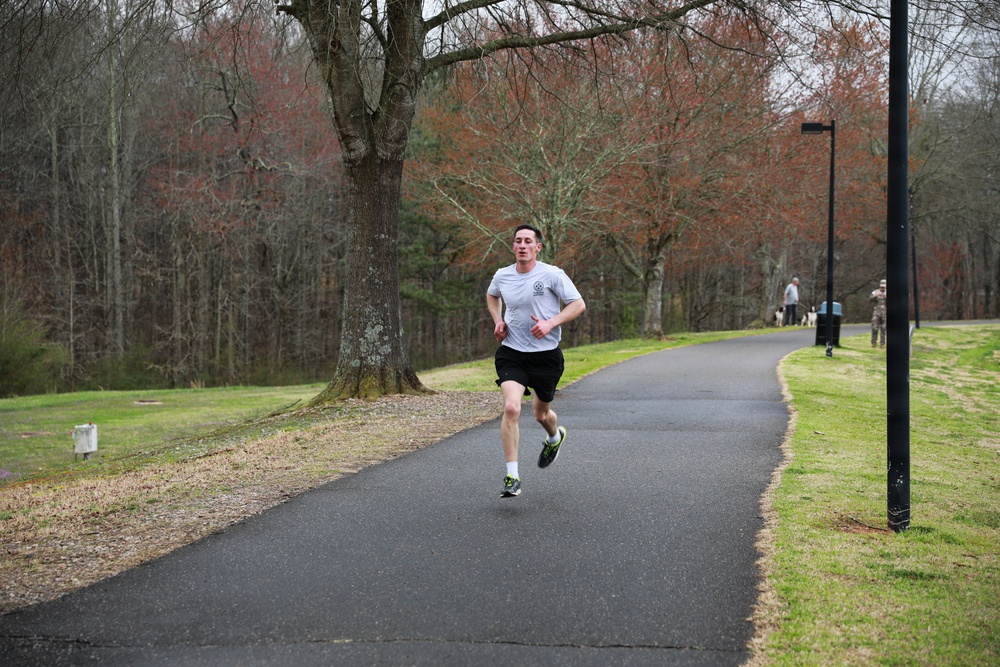 Allied Service Members Compete in Army Fitness Test at Georgia Best Warrior Competition - 2