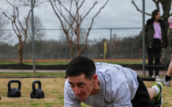Allied Service Members Compete in Army Fitness Test at Georgia Best Warrior Competition - 3