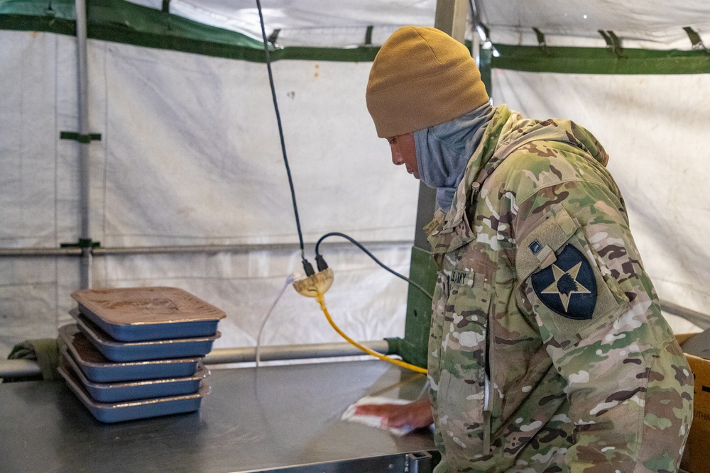 Champion Brigade Cooks Feed the Warrior