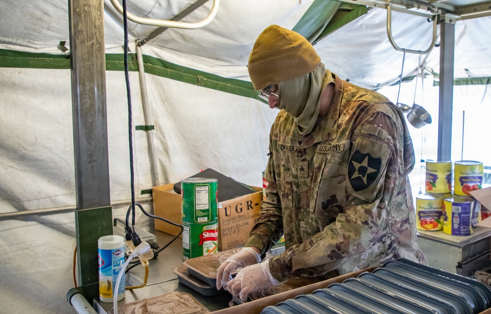 Champion Brigade Cooks Feed the Warrior