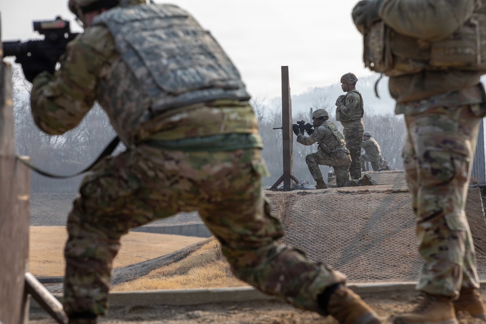 1st Signal Brigade conducts M4 Range Training at Camp Humphreys
