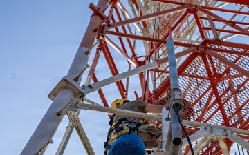 1st Signal Brigade Conducts Tower Climbing Training at Osan Air Base