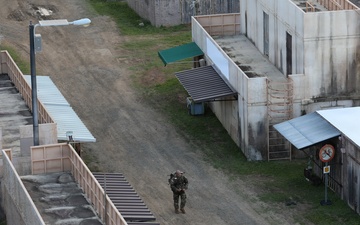 HIARNG BWC 2026 Competitors Ruck Towards Victory