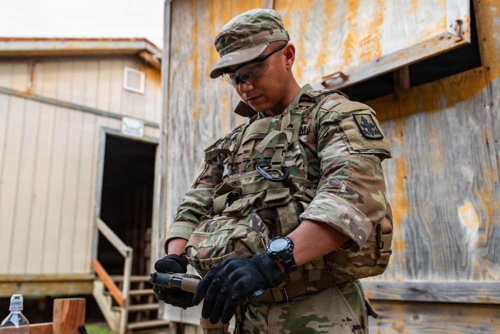 Pushing Each Other to the Limit: Hawaii Guardsmen Battle for Best Warrior Honors