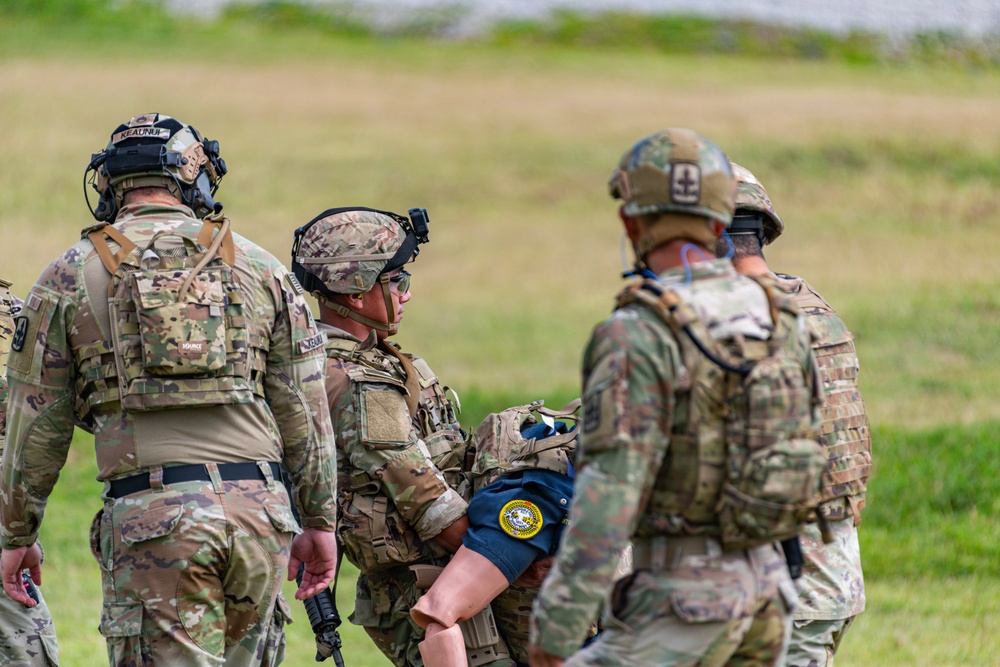 Pushing Each Other to the Limit: Hawaii Guardsmen Battle for Best Warrior Honors