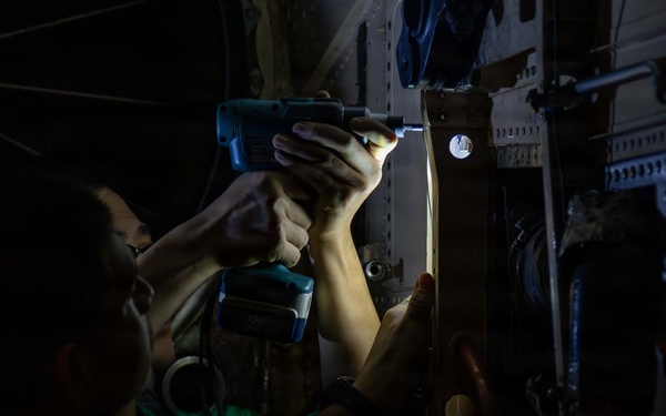 USS Abraham Lincoln (CVN 72) supports Operation Epic Fury