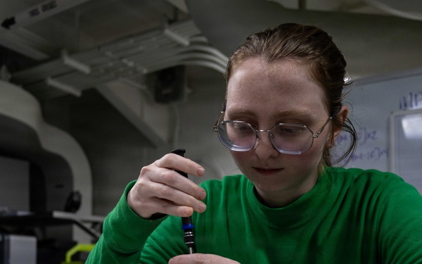 USS Abraham Lincoln (CVN 72) supports Operation Epic Fury