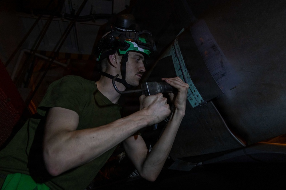 USS Abraham Lincoln (CVN 72) supports Operation Epic Fury