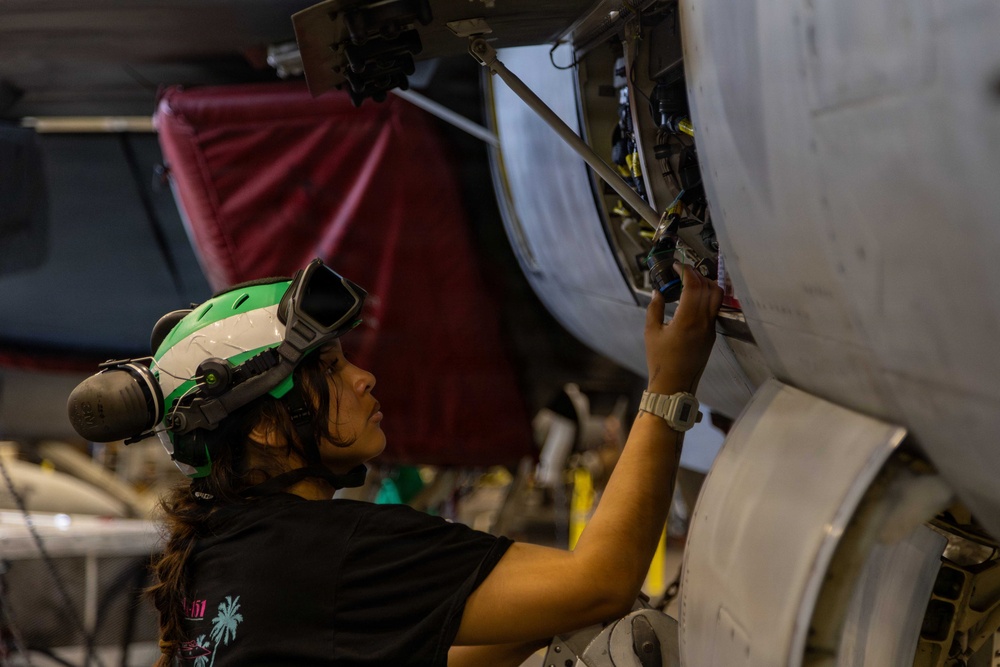 USS Abraham Lincoln (CVN 72) supports Operation Epic Fury