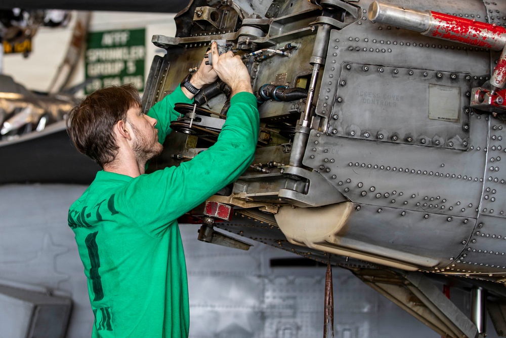 USS Abraham Lincoln (CVN 72) supports Operation Epic Fury