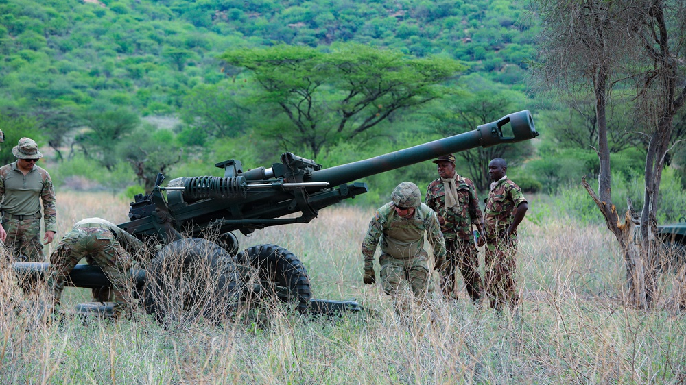 US, Kenya artillery crews certify on Table VI during Justified Accord 2026
