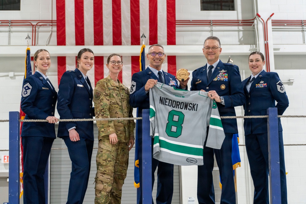Chief Master Sgt. Niedorowski Retirement