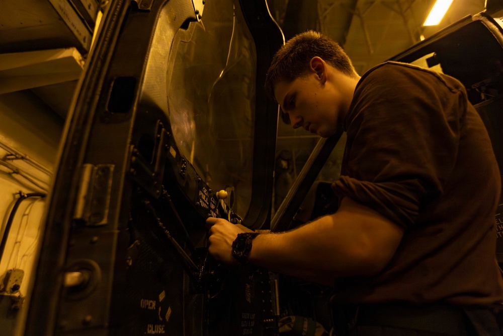 USS Abraham Lincoln (CVN 72) supports Operation Epic Fury