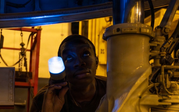 USS Abraham Lincoln (CVN 72) supports Operation Epic Fury