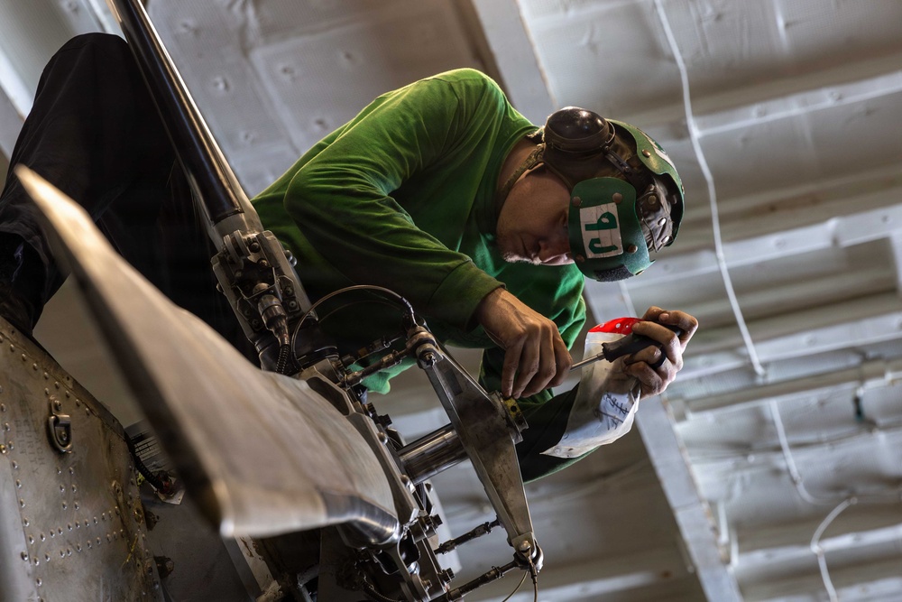 USS Abraham Lincoln (CVN 72) supports Operation Epic Fury