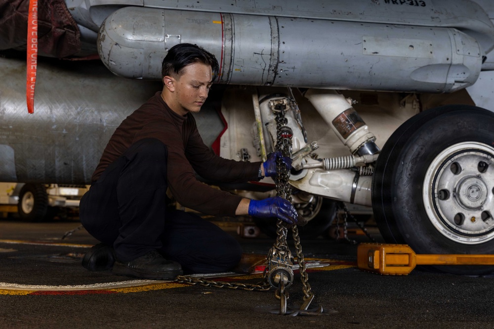 USS Abraham Lincoln (CVN 72) supports Operation Epic Fury