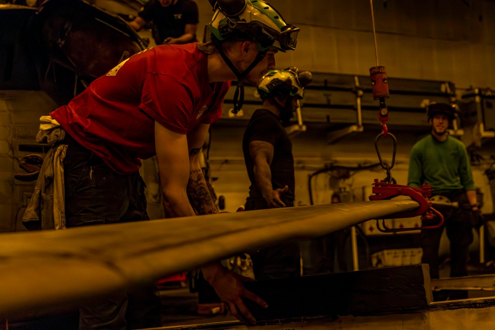 USS Abraham Lincoln (CVN72) supports Operation Epic Fury