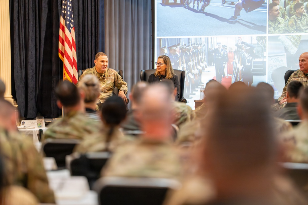 VCSAF speaks at Air University