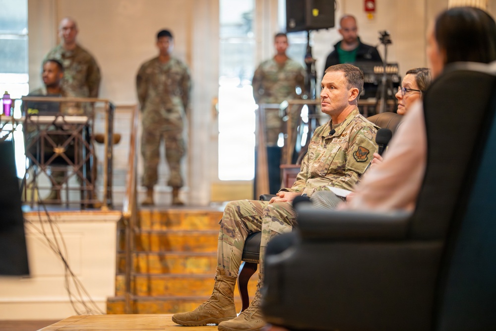 VCSAF speaks at Air University