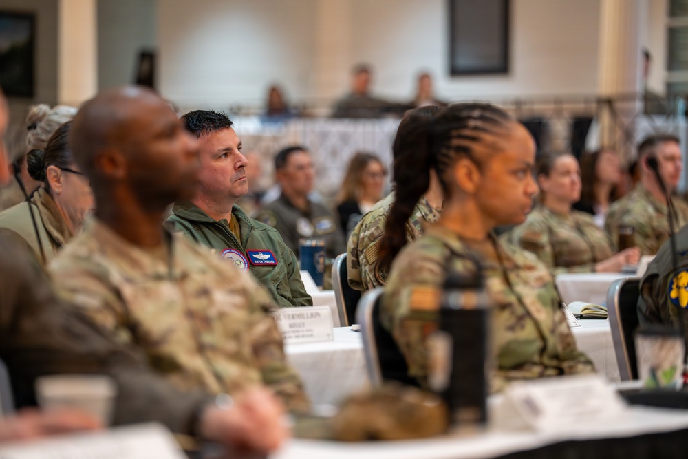 VCSAF speaks at Air University