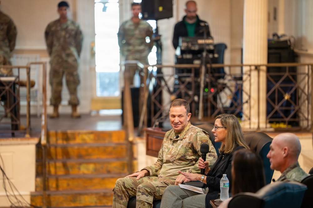 VCSAF speaks at Air University