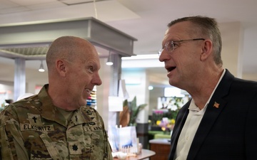 Cabinet Members Visit Caserma Ederle PX