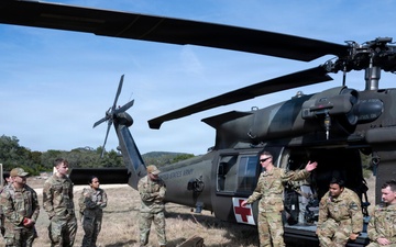 Joint Critical Care Exercise prepares Soldiers, Airmen to deploy