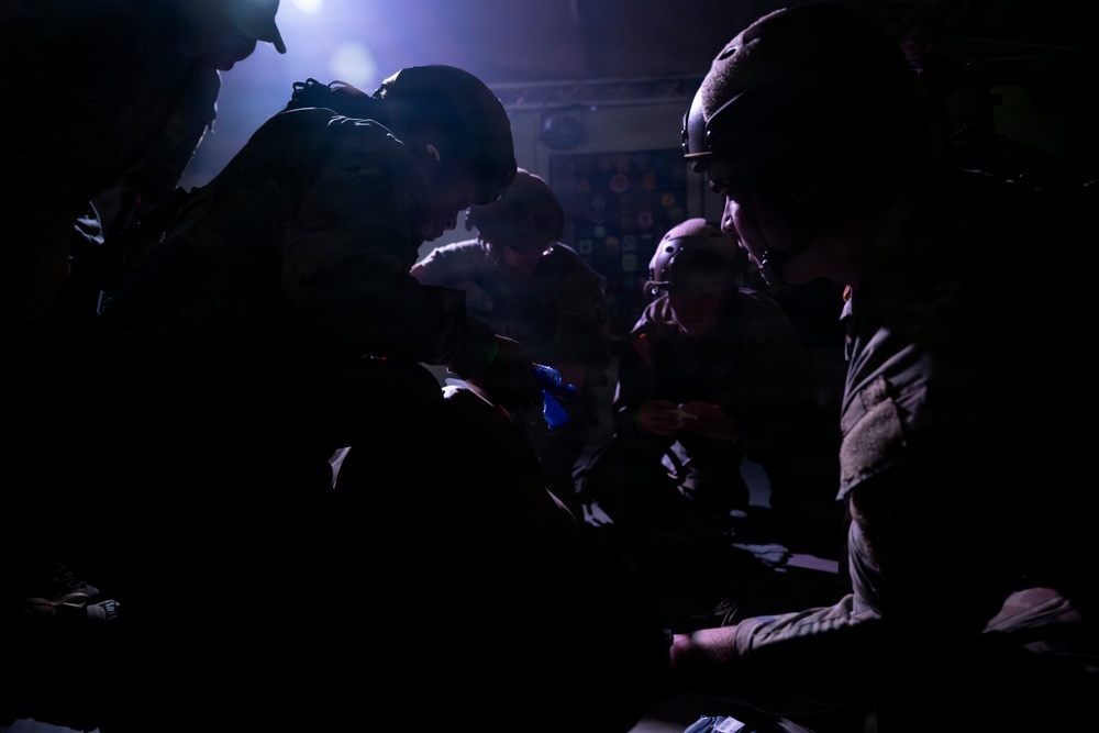 Joint Critical Care Exercise prepares Soldiers, Airmen to deploy
