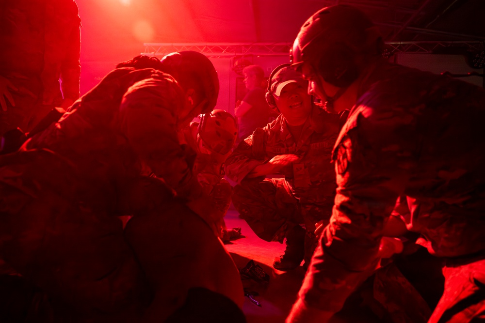 Joint Critical Care Exercise prepares Soldiers, Airmen to deploy