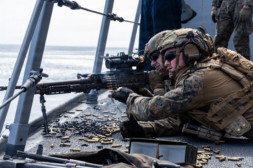 31st MEU | Live-Fire deck shoot aboard the USS New Orleans (LPD-18)