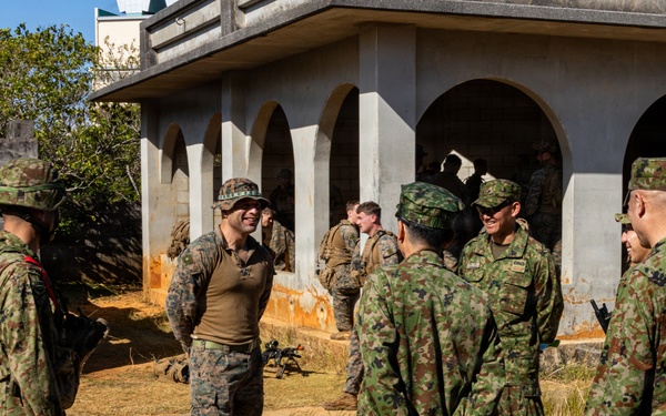 31st MEU | India Co conducts room clearing drills with the JGSDF