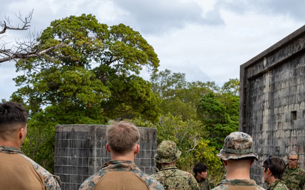 31st MEU | India Co conducts room clearing drills with the JGSDF